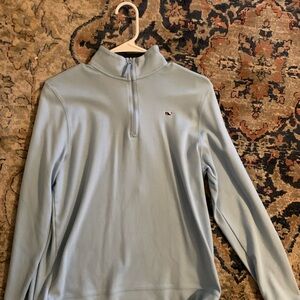 Thick, comfortable, dress up vineyard vines long sleeve with zipper.